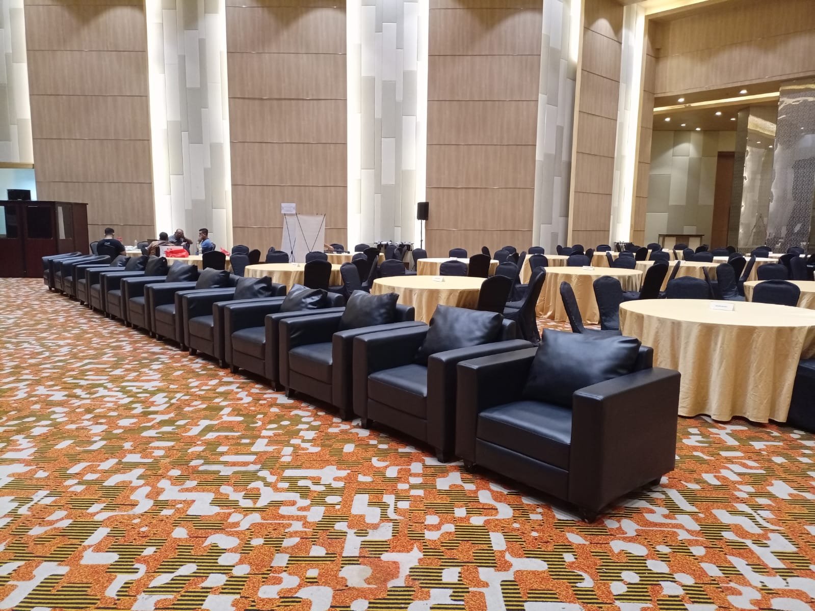 SEWA SOFA SAWANGAN DI DEPOK